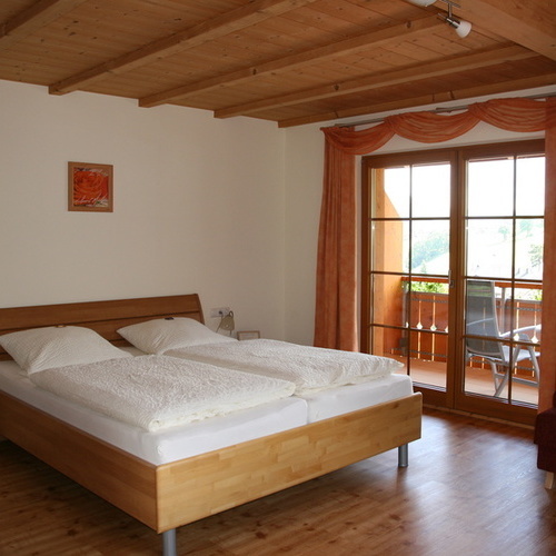 Zimmer mit Südbalkon - Zimmer mit Südbalkon -